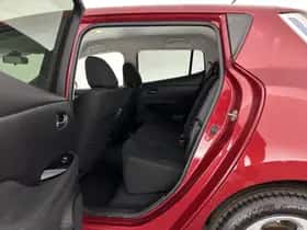 Nissan Leaf (2014) thumbnail 10