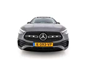 Mercedes-Benz GLA (2021) thumbnail 3