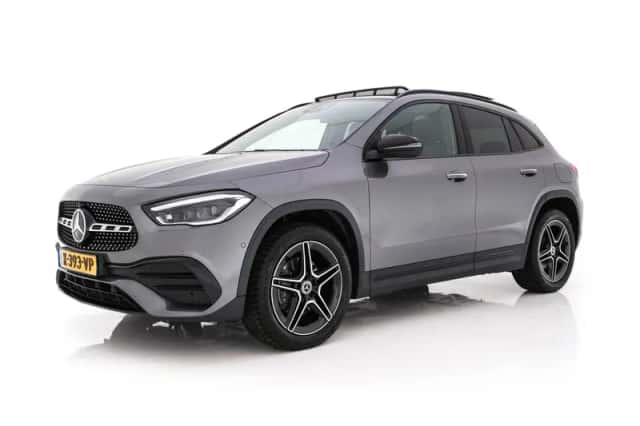 Mercedes-Benz GLA (2021) thumbnail 4