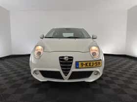 Alfa Romeo Mito (2013) thumbnail 3