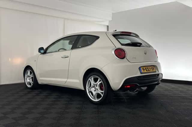 Alfa Romeo Mito (2013) thumbnail 5