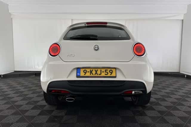 Alfa Romeo Mito (2013) thumbnail 6