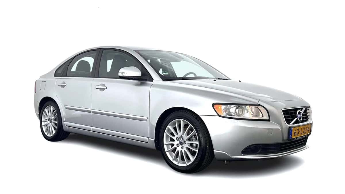 Volvo S40 (2010) — foto 1
