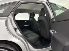 Volvo S40 (2010) thumbnail 12