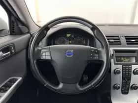Volvo S40 (2010) thumbnail 16
