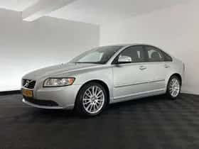 Volvo S40 (2010) thumbnail 4