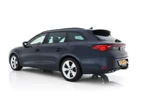 SEAT Leon (2022) thumbnail 5