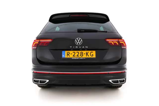 Volkswagen Tiguan (2022) thumbnail 6