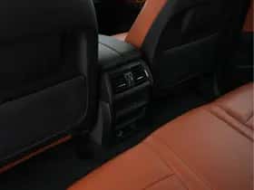 BMW X5 (2015) thumbnail 25