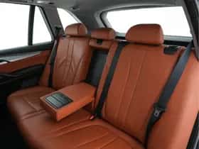 BMW X5 (2015) thumbnail 26