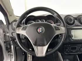 Alfa Romeo Mito (2015) thumbnail 15