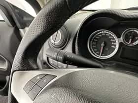 Alfa Romeo Mito (2015) thumbnail 18