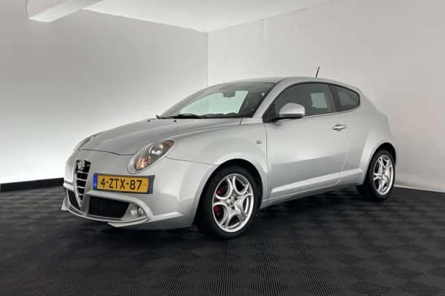 Alfa Romeo Mito (2015) thumbnail 3