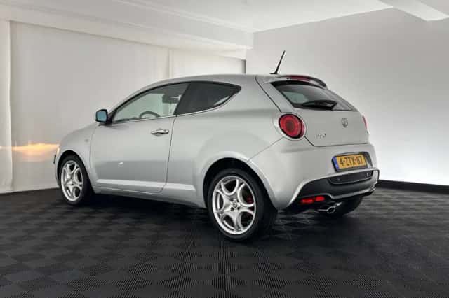 Alfa Romeo Mito (2015) thumbnail 4