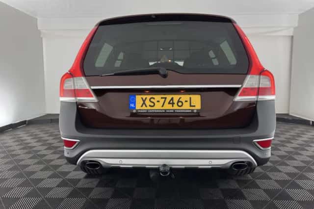 Volvo Xc70 (2016) thumbnail 6