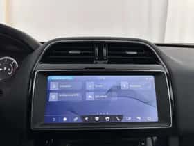 Jaguar F-Pace (2017) thumbnail 19