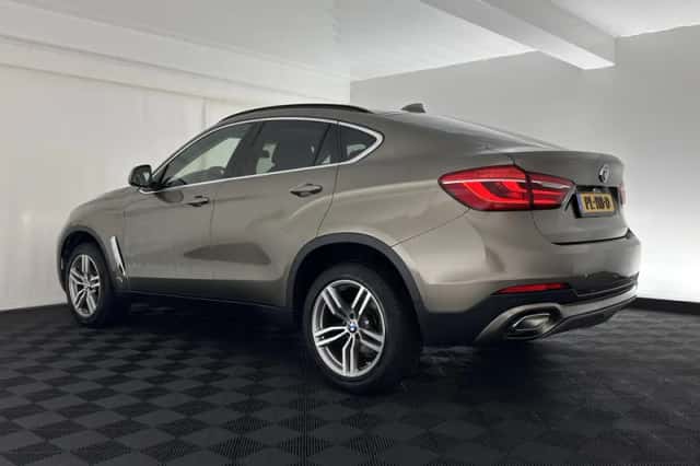 BMW X6 (2017) thumbnail 5