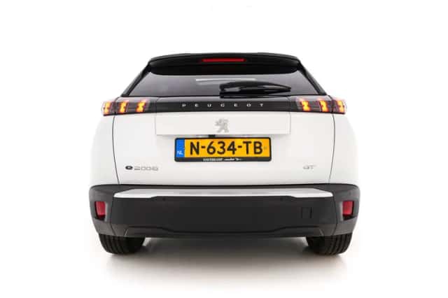 Peugeot e-2008 (2021) thumbnail 6