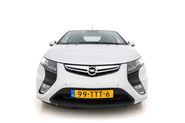 Opel Ampera (2012) thumbnail 3