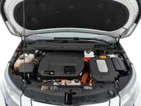 Opel Ampera (2012) thumbnail 25