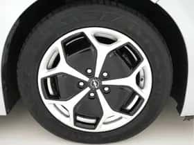 Opel Ampera (2012) thumbnail 26
