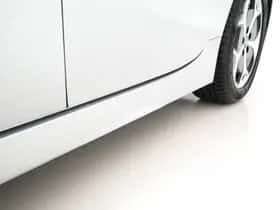 Opel Ampera (2012) thumbnail 36