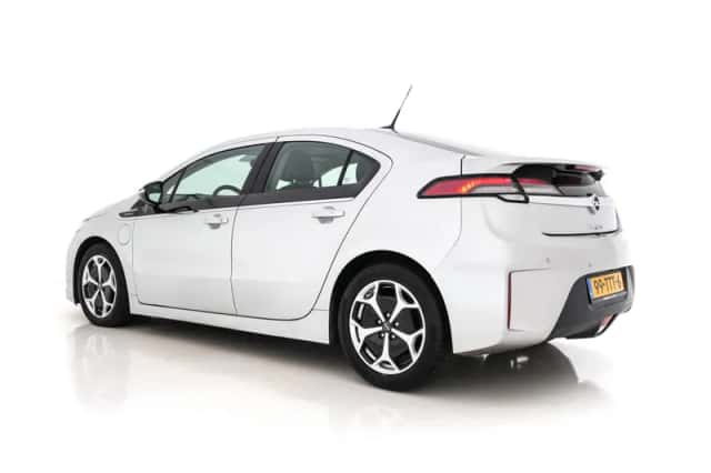Opel Ampera (2012) thumbnail 5