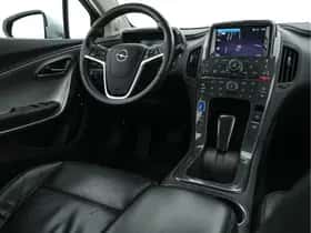 Opel Ampera (2012) thumbnail 8