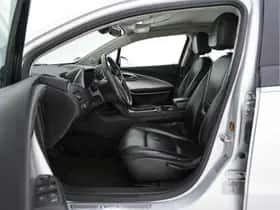 Opel Ampera (2012) thumbnail 9