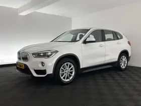 BMW X1 (2016) thumbnail 4