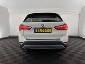 BMW X1 (2016) thumbnail 6