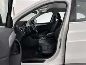 BMW X1 (2016) thumbnail 9