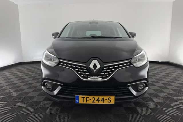 Renault Scénic (2018) thumbnail 3