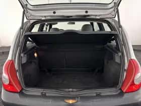 Renault Clio thumbnail 11