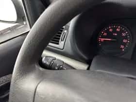 Renault Clio thumbnail 16