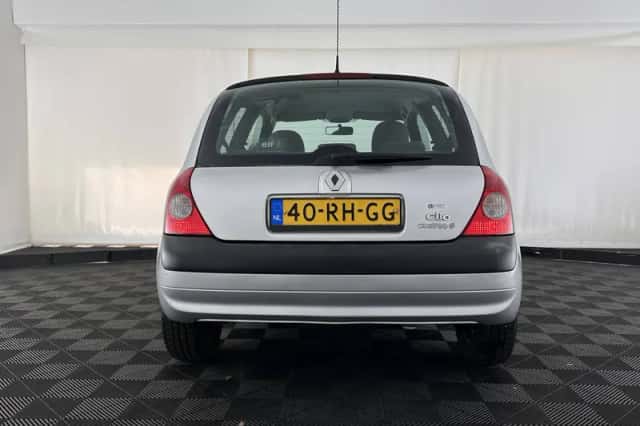 Renault Clio (2005) thumbnail 6