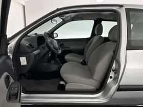 Renault Clio thumbnail 9