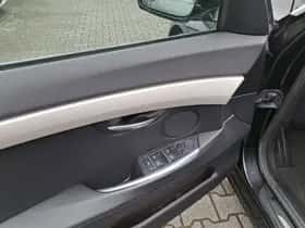 BMW 5-Serie (2014) thumbnail 21