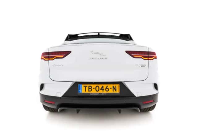 Jaguar I-Pace (2018) thumbnail 6