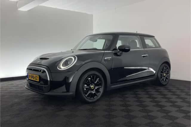MINI Mini Electric (2022) thumbnail 4
