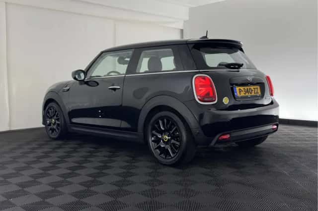 MINI Mini Electric (2022) thumbnail 5