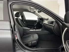 BMW 3-Serie (2015) thumbnail 11