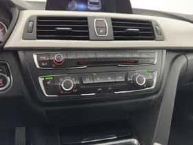 BMW 3-Serie (2015) thumbnail 14