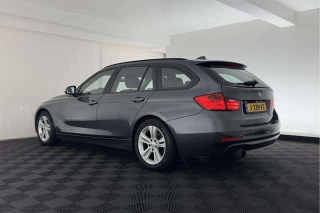 BMW 3-Serie (2015) thumbnail 4