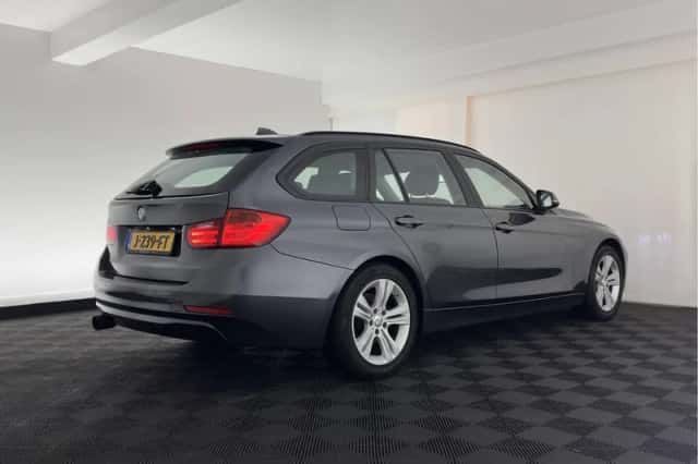 BMW 3-Serie (2015) thumbnail 6
