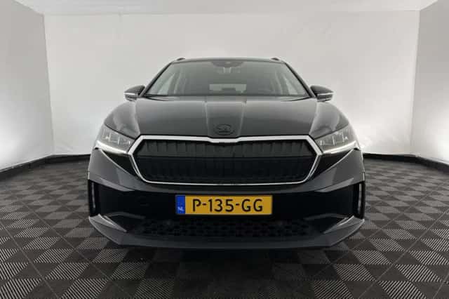 Škoda Enyaq (2022) thumbnail 3