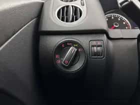 Volkswagen Tiguan (2011) thumbnail 20