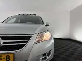 Volkswagen Tiguan (2011) thumbnail 25