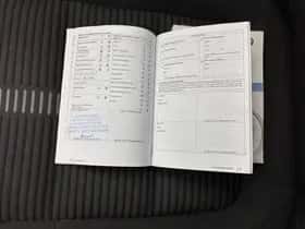 Volkswagen Tiguan (2011) thumbnail 29
