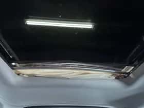 Volkswagen Tiguan (2011) thumbnail 40